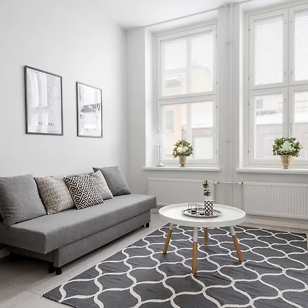 Easyhomes Iso Roobertinkatu 1 *